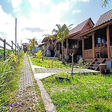 Cening Bagus Bungalows